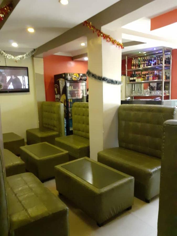 Alluring View Hotel - Toyin Sreet Ikeja Exterior foto